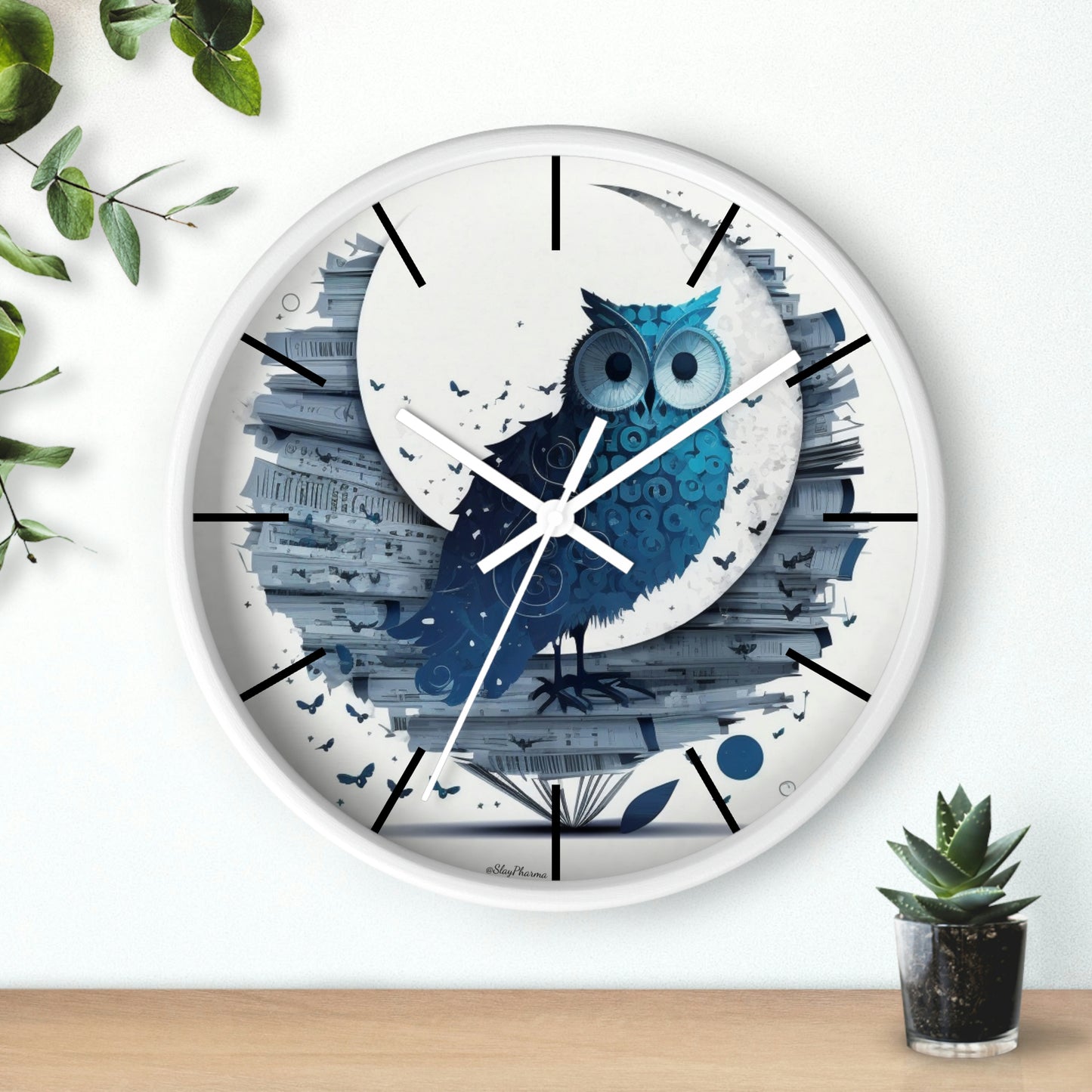 Wise Owl Wall Clock w/ lines