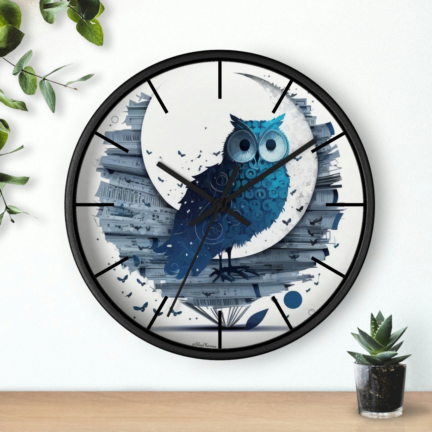 Wise Owl Wall Clock w/ lines