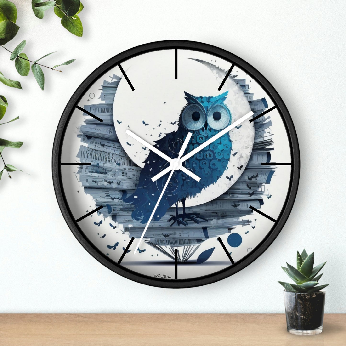 Wise Owl Wall Clock w/ lines