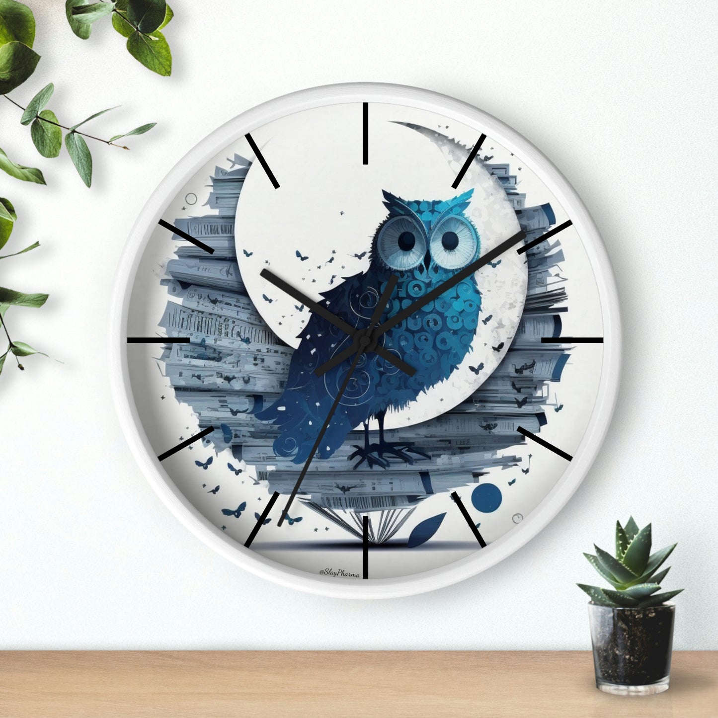 Wise Owl Wall Clock w/ lines