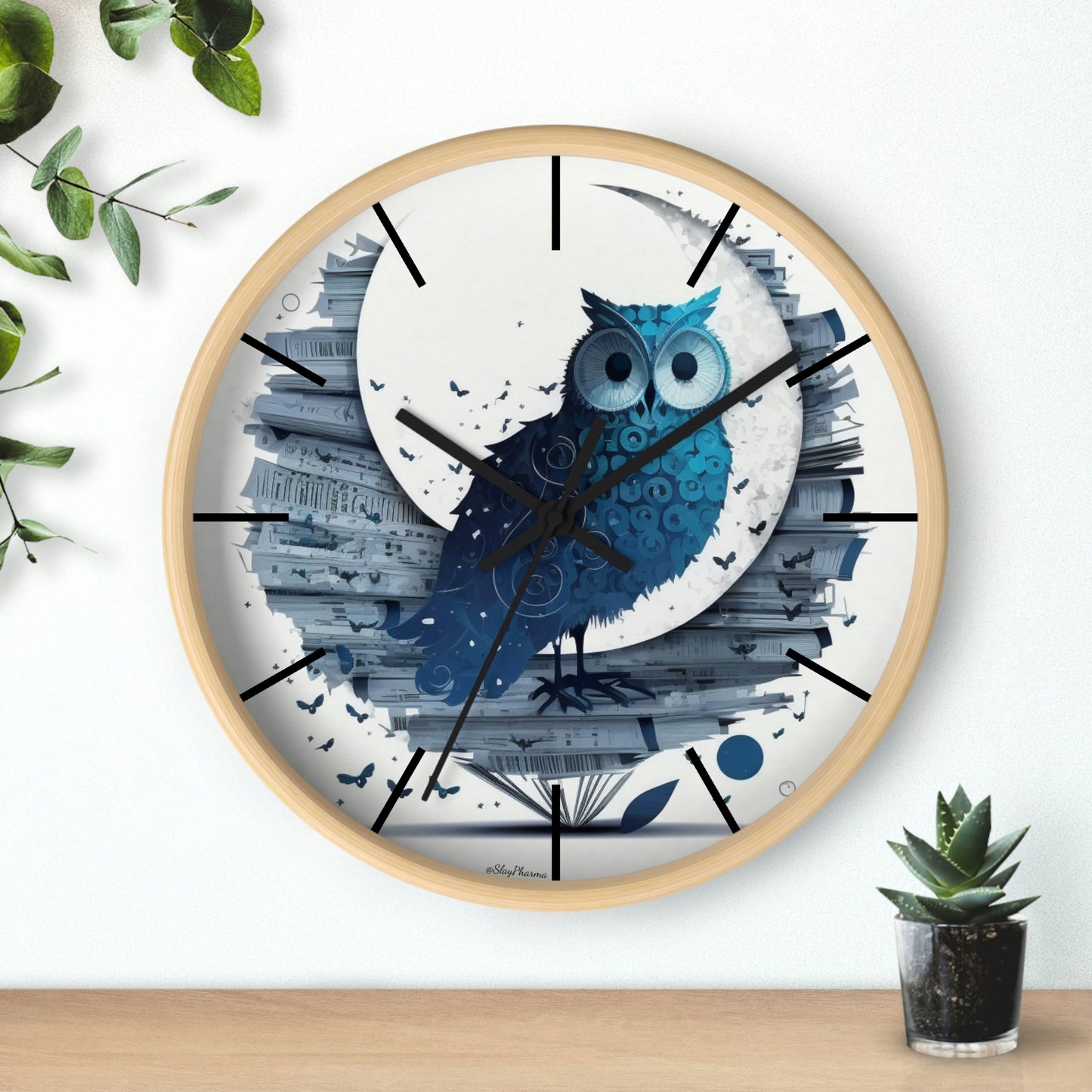 Wise Owl Wall Clock w/ lines